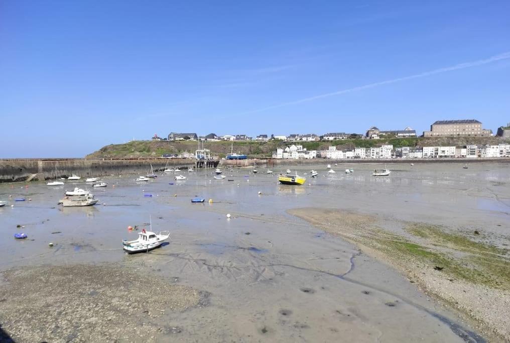 Studio Avec Vue Sur Mer A Granville. Plage A 3 Min Eksteriør bilde