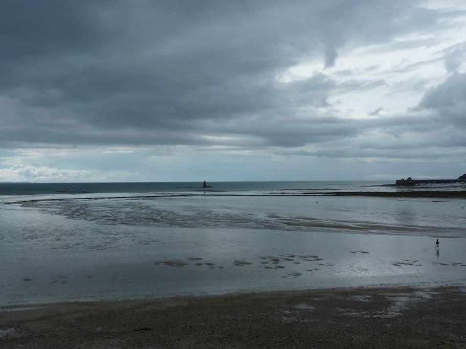 Studio Avec Vue Sur Mer A Granville. Plage A 3 Min Eksteriør bilde